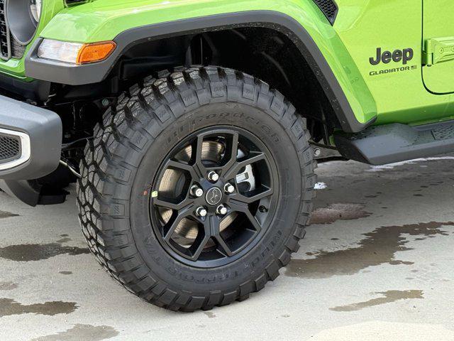 new 2025 Jeep Gladiator car, priced at $37,868