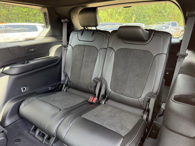 new 2025 Jeep Grand Cherokee L car, priced at $39,885