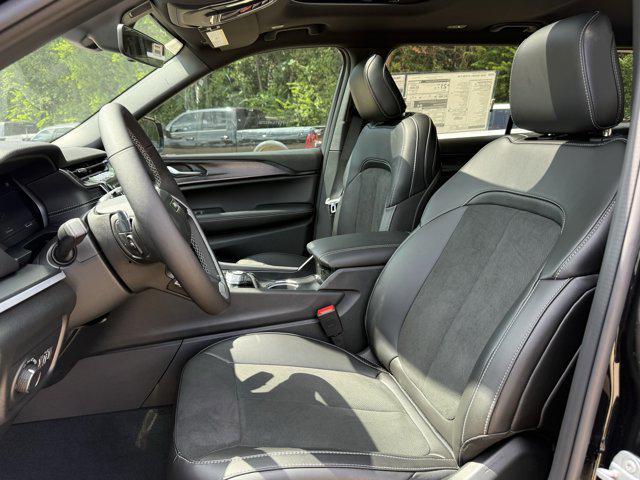 new 2025 Jeep Grand Cherokee L car, priced at $39,885