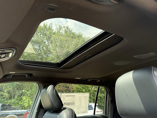 new 2025 Jeep Grand Cherokee L car, priced at $39,885