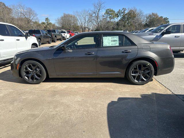 new 2023 Chrysler 300 car, priced at $29,372