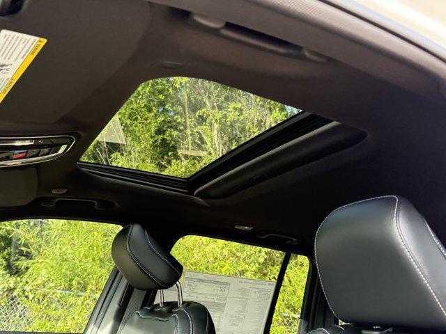 new 2025 Jeep Grand Cherokee car, priced at $39,273