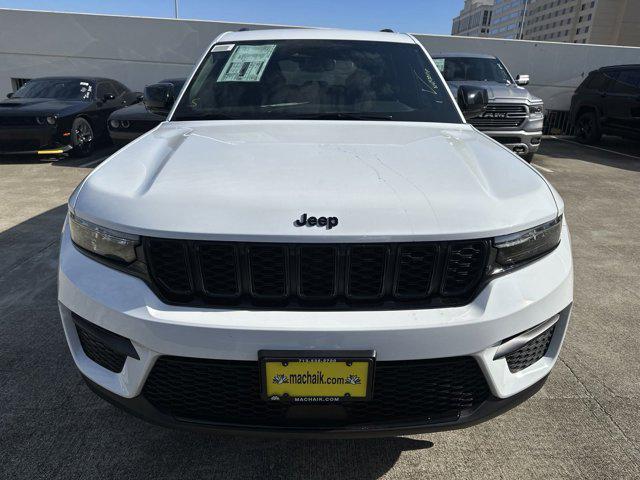 new 2024 Jeep Grand Cherokee car, priced at $36,979