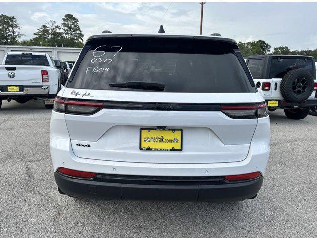 new 2024 Jeep Grand Cherokee car, priced at $35,778