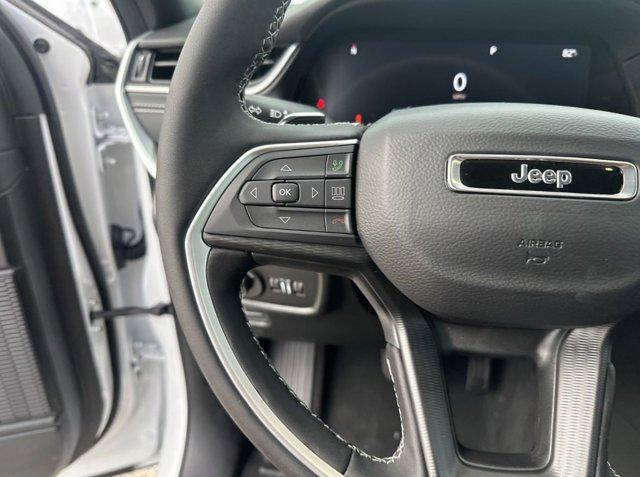 new 2024 Jeep Grand Cherokee car, priced at $35,778