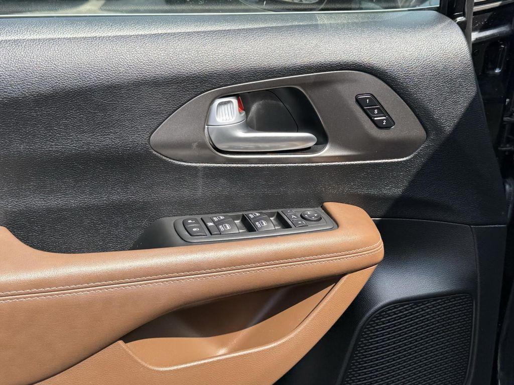 used 2019 Chrysler Pacifica car, priced at $22,500