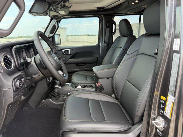 new 2025 Jeep Gladiator car, priced at $39,338
