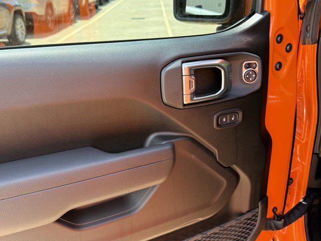new 2025 Jeep Gladiator car, priced at $41,108