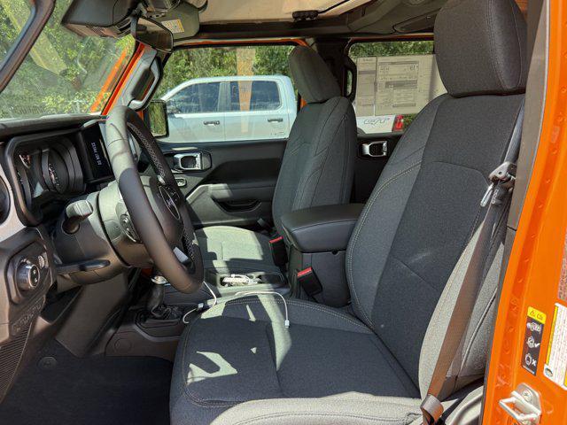 new 2025 Jeep Gladiator car, priced at $41,108