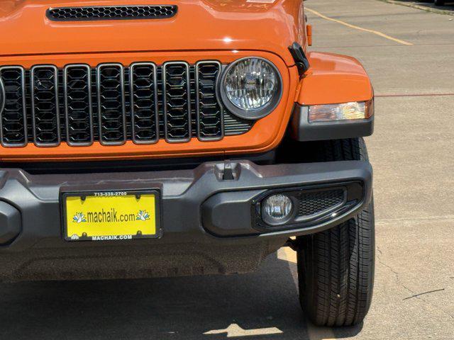 new 2025 Jeep Gladiator car, priced at $41,108