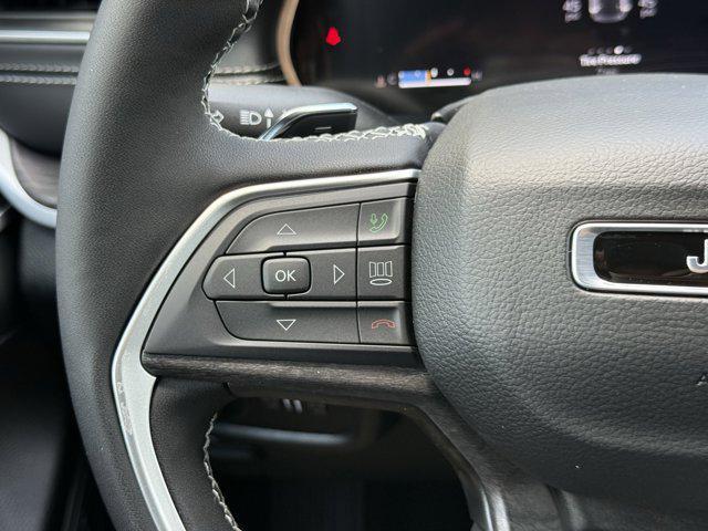 new 2025 Jeep Grand Cherokee car, priced at $39,378
