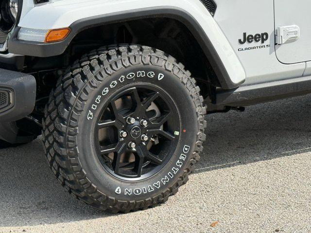 new 2025 Jeep Gladiator car, priced at $37,144