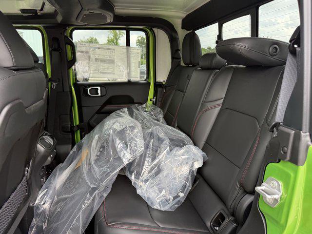new 2025 Jeep Gladiator car, priced at $44,613