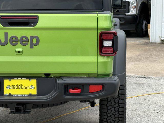 new 2025 Jeep Gladiator car, priced at $44,613