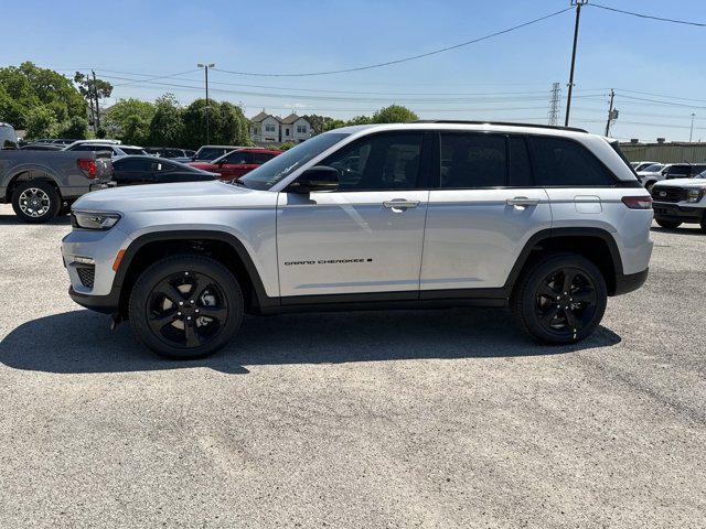 new 2024 Jeep Grand Cherokee car, priced at $36,795