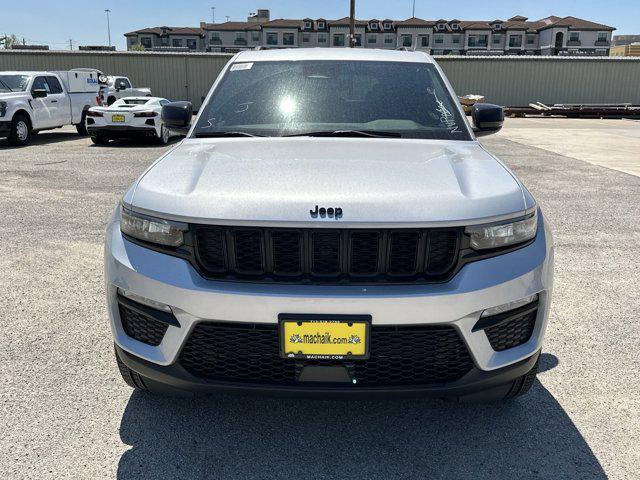 new 2024 Jeep Grand Cherokee car, priced at $36,795