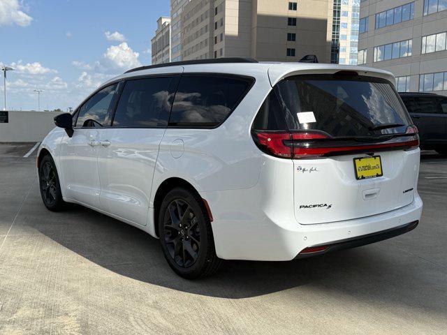 new 2026 Chrysler Pacifica car, priced at $43,960