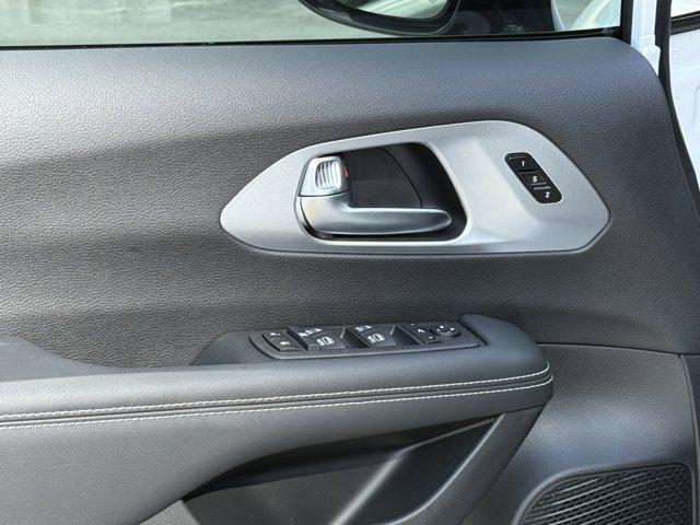 new 2026 Chrysler Pacifica car, priced at $43,960