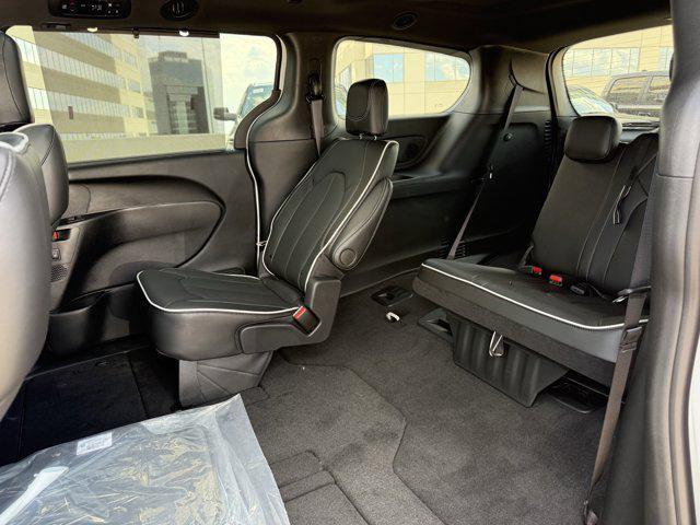 new 2026 Chrysler Pacifica car, priced at $43,960
