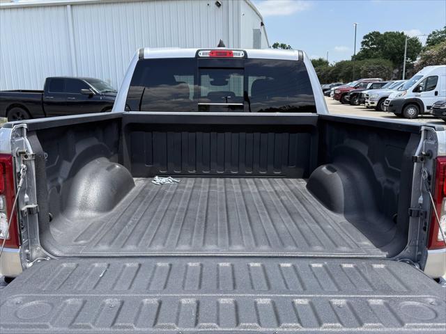 used 2022 Ram 1500 Classic car, priced at $32,000