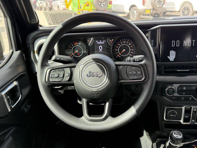 new 2025 Jeep Wrangler car, priced at $37,236