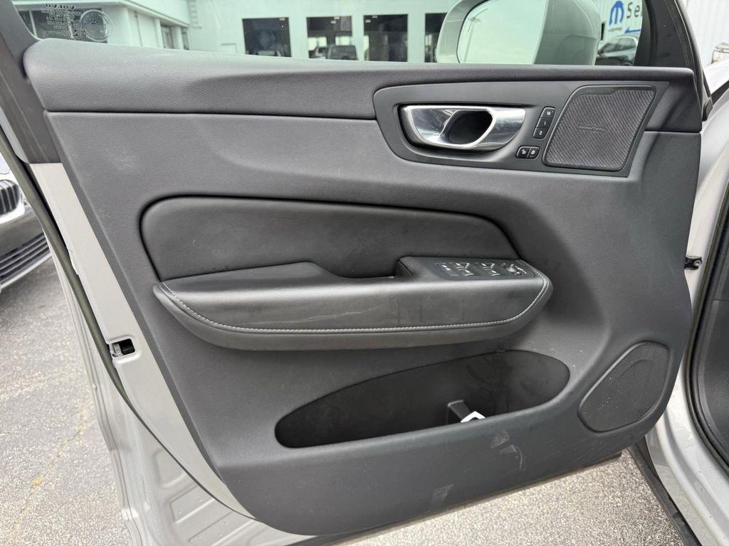 used 2022 Volvo XC60 car, priced at $35,500