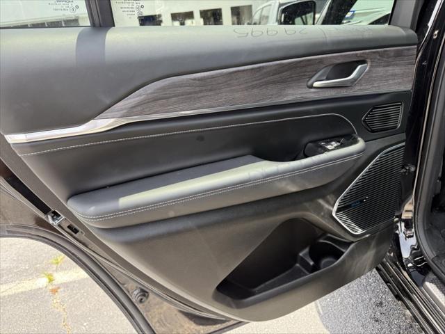 used 2022 Jeep Grand Cherokee L car, priced at $38,200