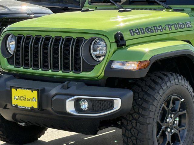 new 2025 Jeep Gladiator car, priced at $39,721