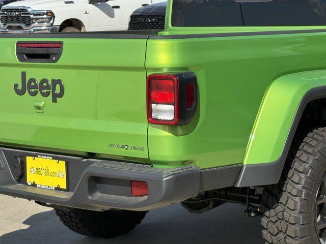 new 2025 Jeep Gladiator car, priced at $39,721