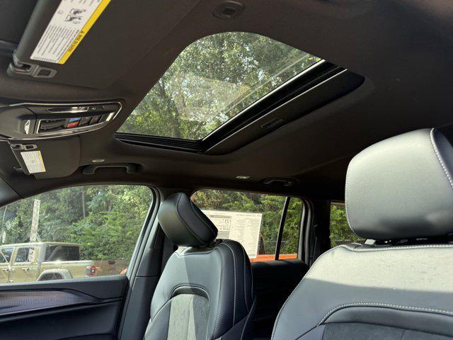new 2025 Jeep Grand Cherokee L car, priced at $39,885
