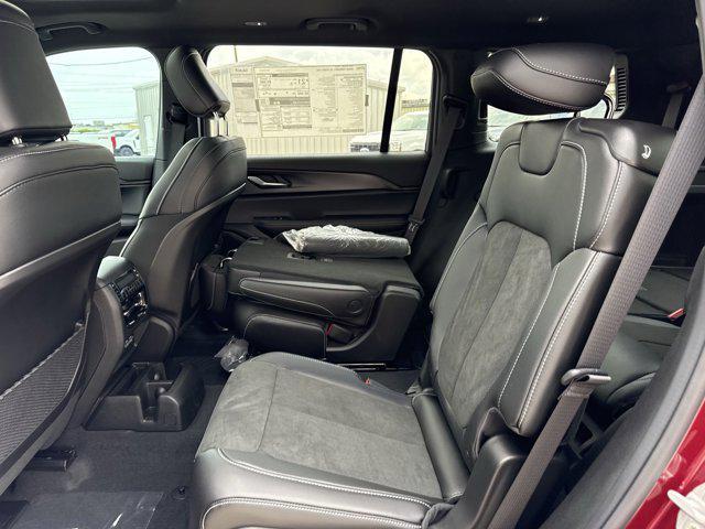 new 2025 Jeep Grand Cherokee L car, priced at $37,985