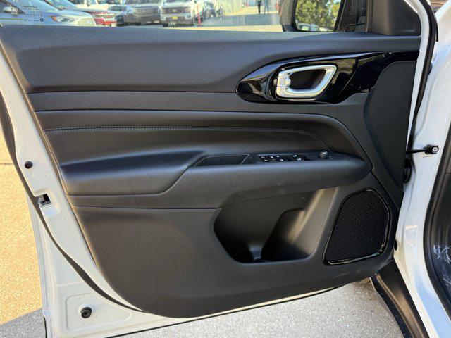 new 2026 Jeep Compass car, priced at $28,995