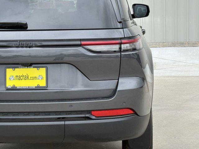 new 2025 Jeep Grand Cherokee car, priced at $36,233