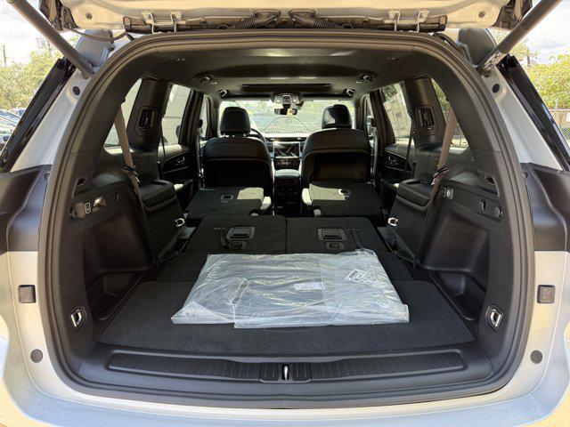 new 2025 Jeep Grand Cherokee L car, priced at $40,010