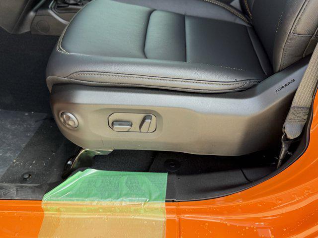 new 2025 Jeep Gladiator car, priced at $38,122