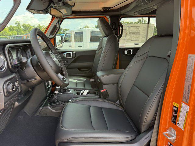 new 2025 Jeep Gladiator car, priced at $38,122