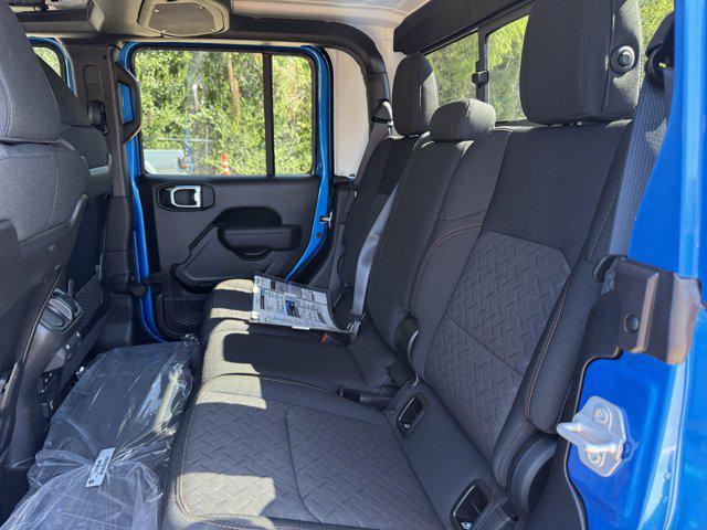 new 2025 Jeep Gladiator car, priced at $45,508