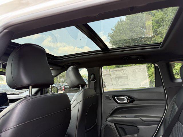 new 2025 Jeep Compass car, priced at $32,376