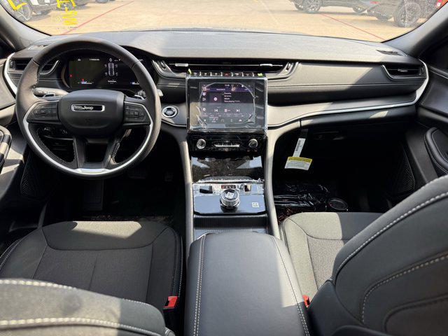 new 2025 Jeep Grand Cherokee car, priced at $34,447