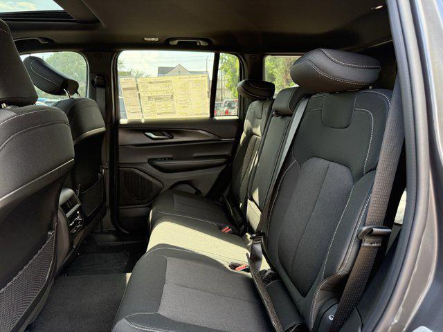new 2025 Jeep Grand Cherokee car, priced at $34,447