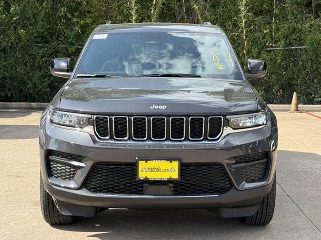 new 2025 Jeep Grand Cherokee car, priced at $34,447