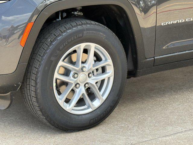 new 2025 Jeep Grand Cherokee car, priced at $34,447