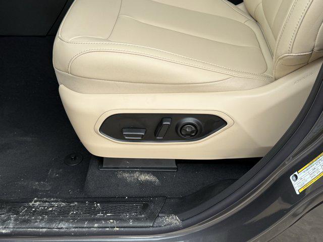 new 2025 Jeep Grand Cherokee car, priced at $45,824