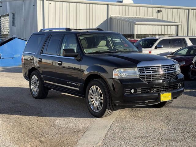 used 2014 Lincoln Navigator car, priced at $14,500