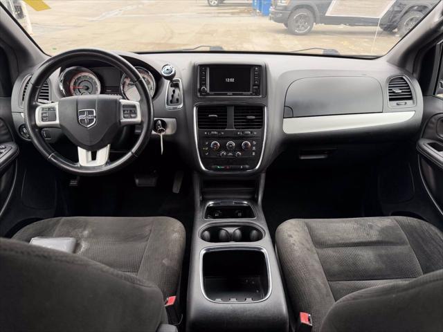 used 2016 Dodge Grand Caravan car