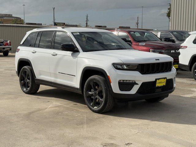 new 2025 Jeep Grand Cherokee car, priced at $37,773