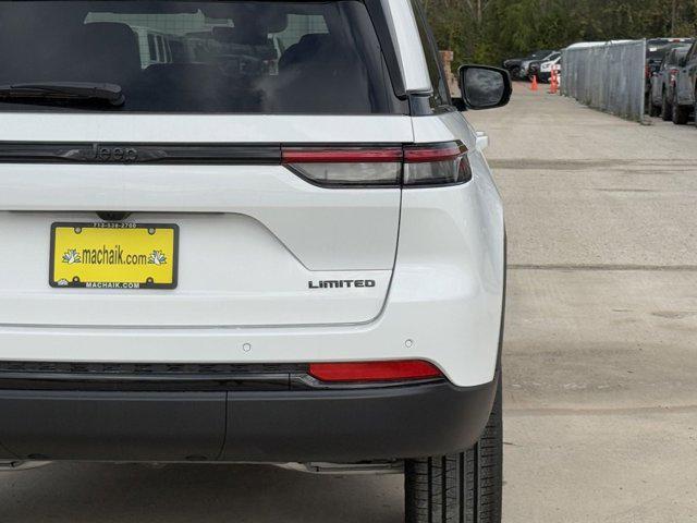 new 2025 Jeep Grand Cherokee car, priced at $37,773