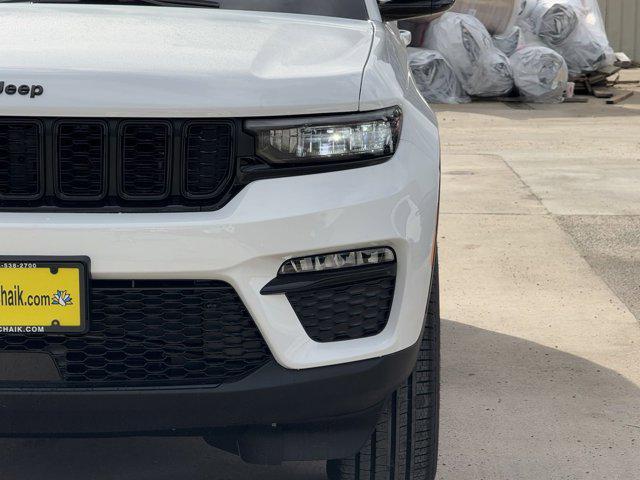 new 2025 Jeep Grand Cherokee car, priced at $37,773