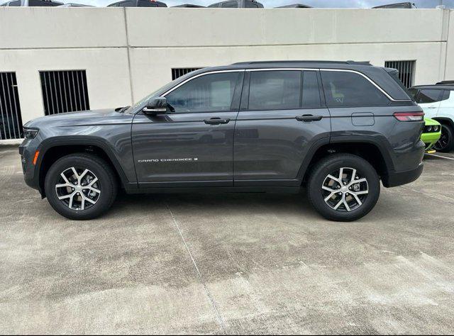 new 2024 Jeep Grand Cherokee car, priced at $41,621