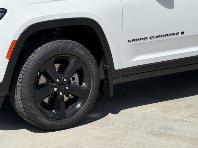 new 2025 Jeep Grand Cherokee L car, priced at $41,562